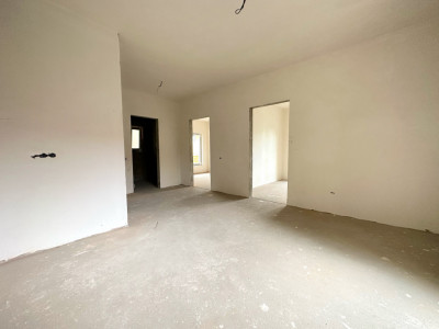 Apartament cu 3 camere in vila si parcare 
