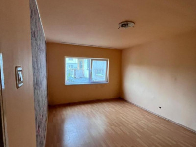 Apartament 3 camere decomandate 74 mp Apahida
