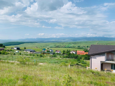 Teren intravilan 1150 front 42 m Salicea panorama 