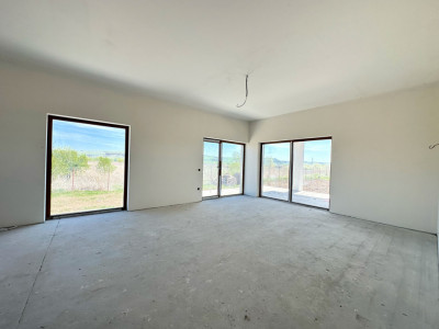 Casa pe un singur etaj 120 mp cu teren 760 mp