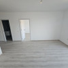 Apartament cu 2 camere finisat cu CF bloc nou thumb 2
