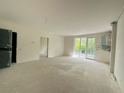 Apartament 3 camere bloc nou zona Vivo  et intermediar 